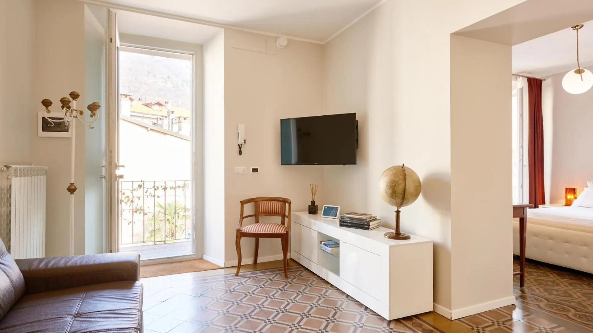 Apartment 23 Lake Sweet Home Como Italy