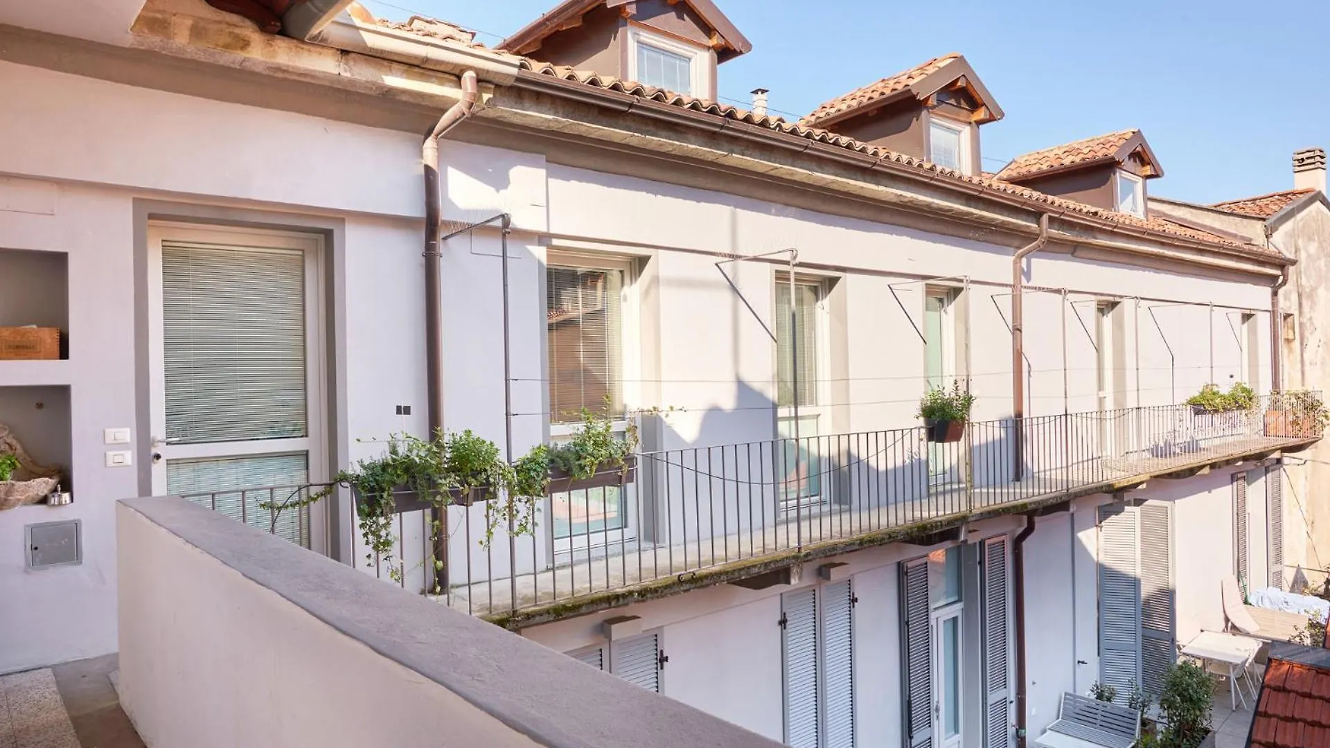23 Lake Sweet Home Como Apartamento